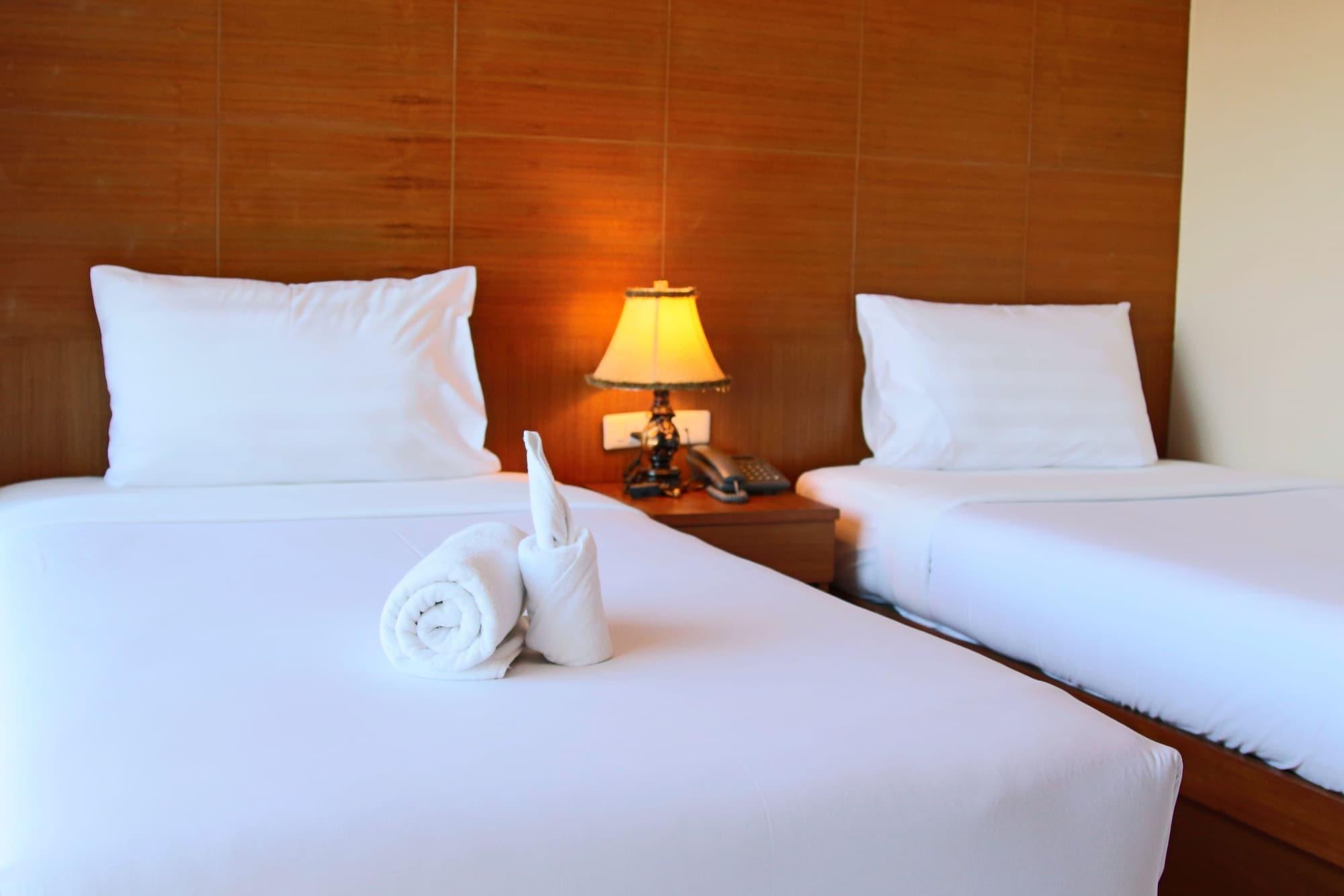 Good Nice Hotel Patong Екстериор снимка