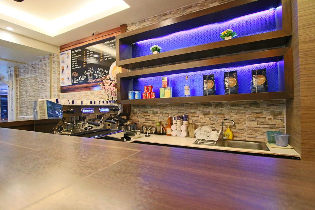 Good Nice Hotel Patong Екстериор снимка