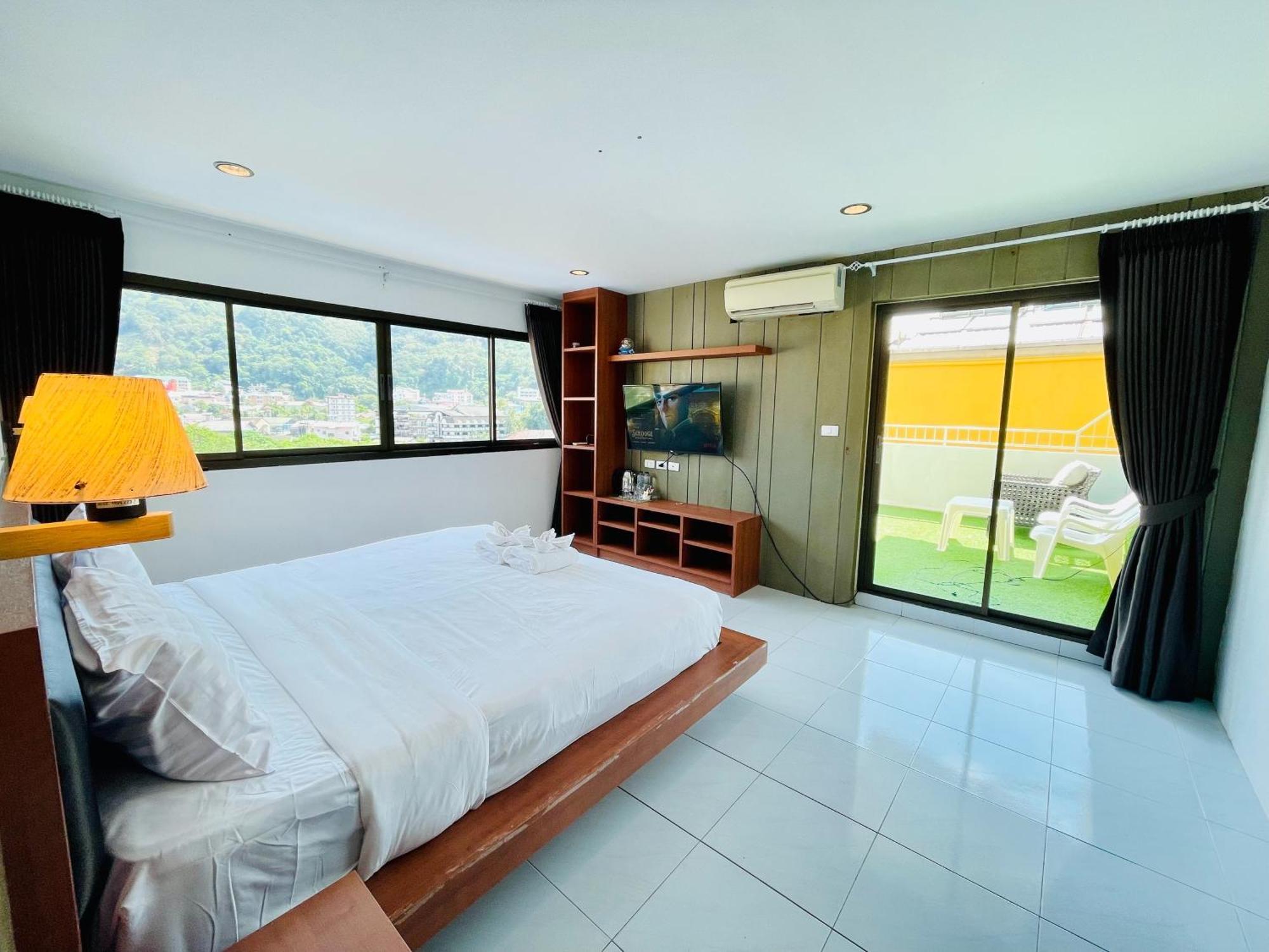 Good Nice Hotel Patong Екстериор снимка