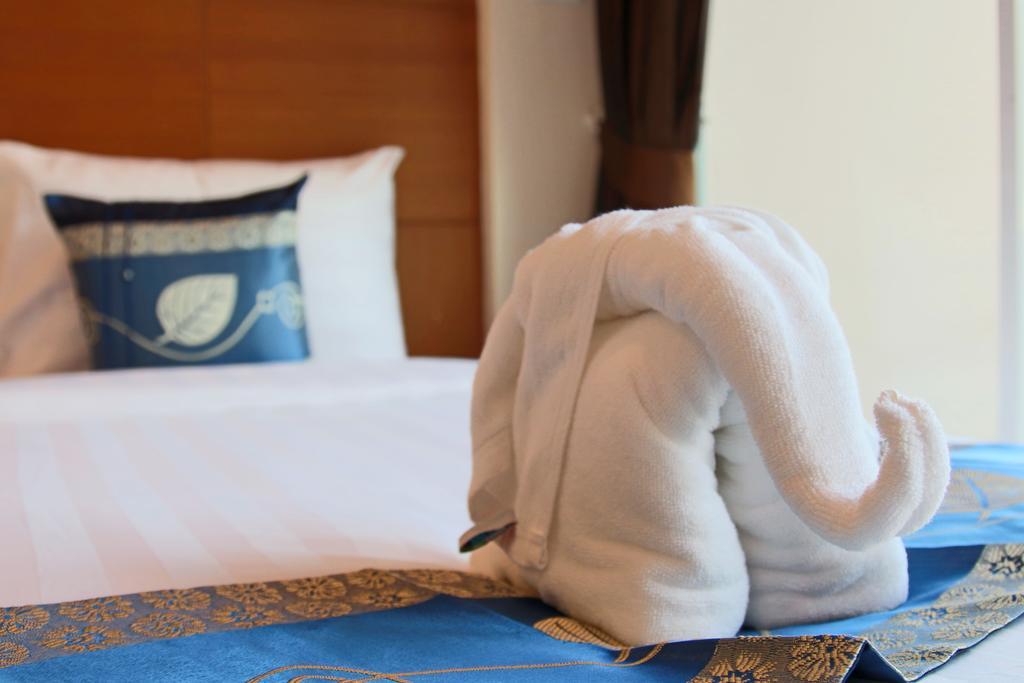 Good Nice Hotel Patong Екстериор снимка