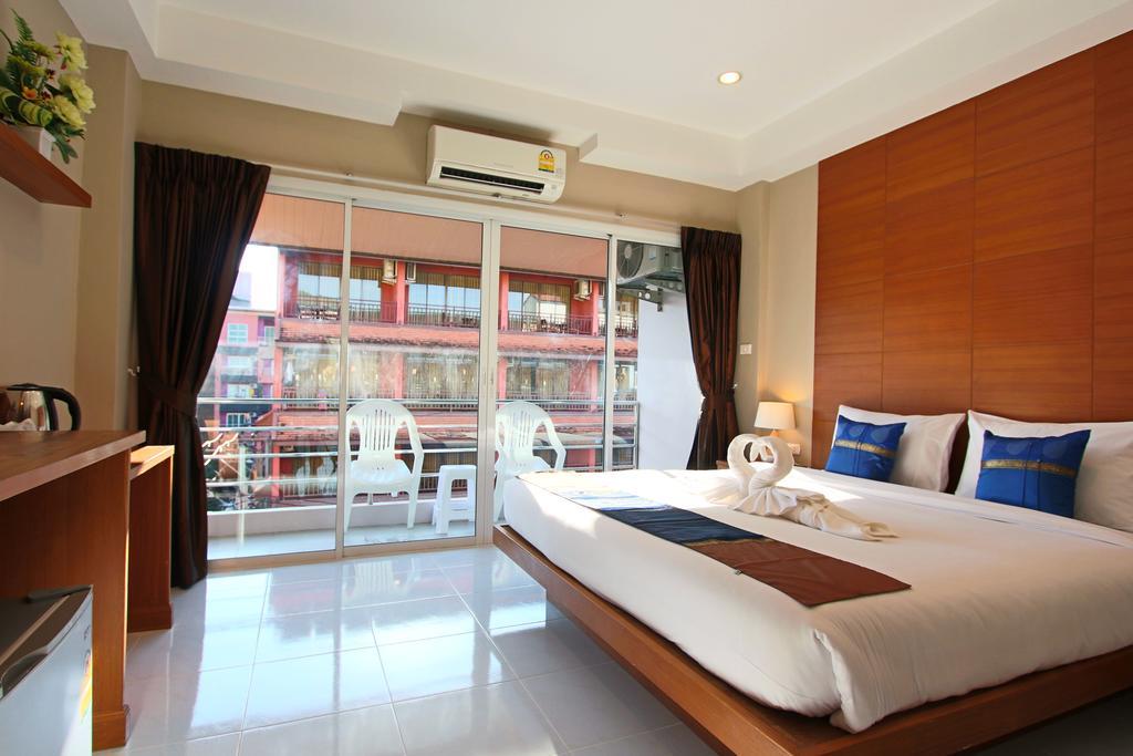 Good Nice Hotel Patong Екстериор снимка