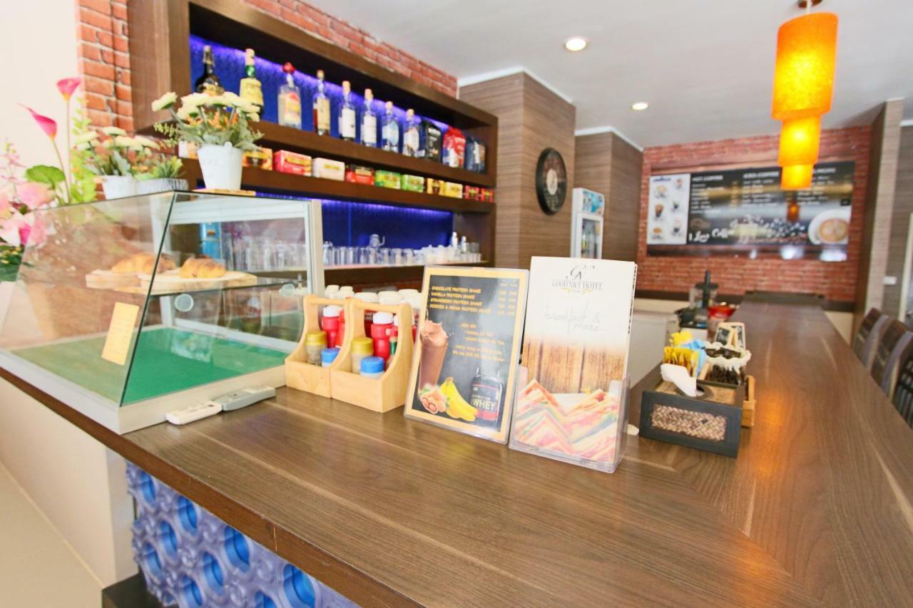 Good Nice Hotel Patong Екстериор снимка
